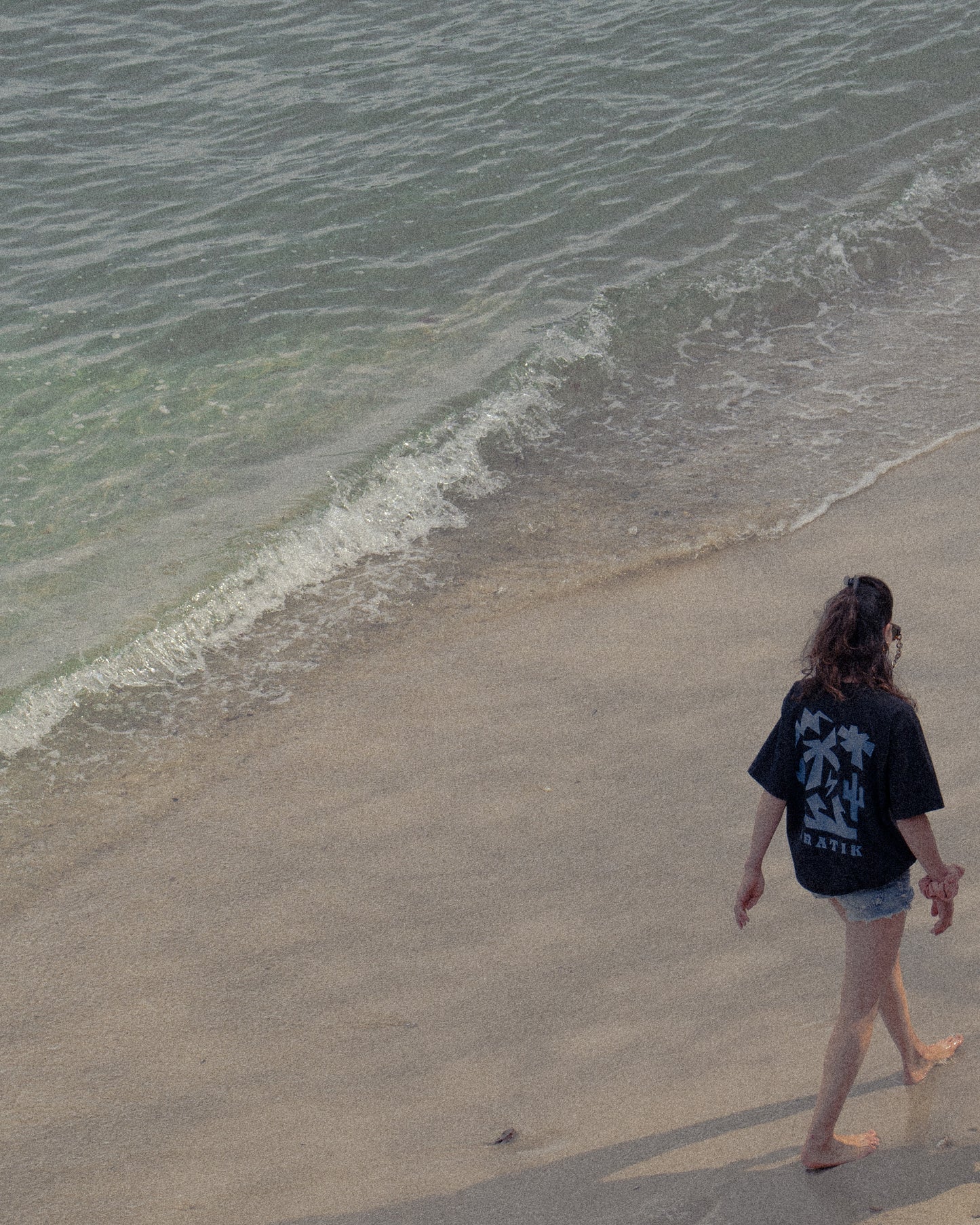 Black Tee - Eratik
